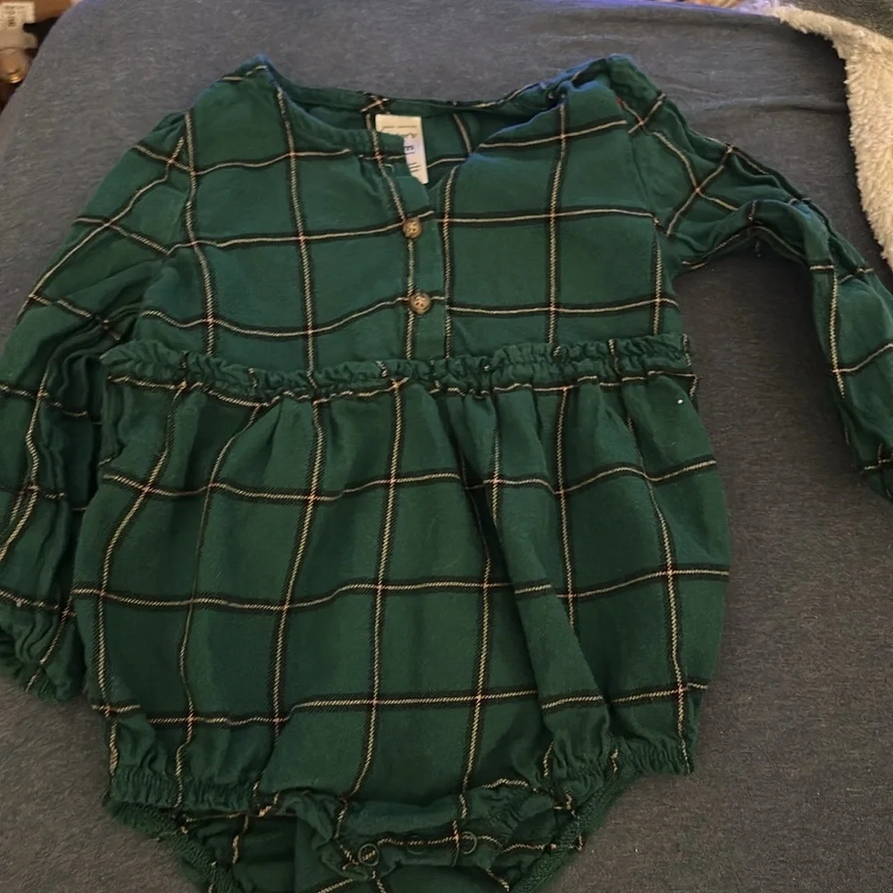 Toddler girls 24m - 2T clothing - 40 pieces - Picture 11 of 16